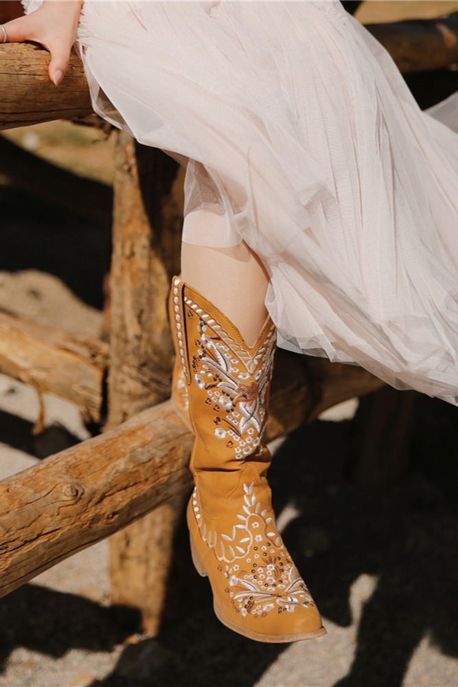 CB Embroidered Bohemian Knight Boots Girl