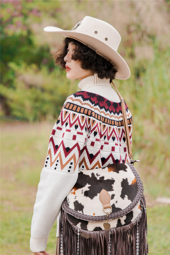 CB Ethnic Style Retro Pattern Sweater